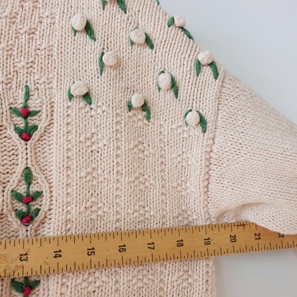 VINTAGE Orvis Sweater Medium Cream Fisherman Cable Knit Floral Grandmacore 90s - Picture 4 of 16